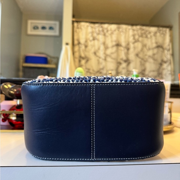 Tory Burch Thea Straw Small Bucket Bag in Blue Melange - Picture 6 of 9